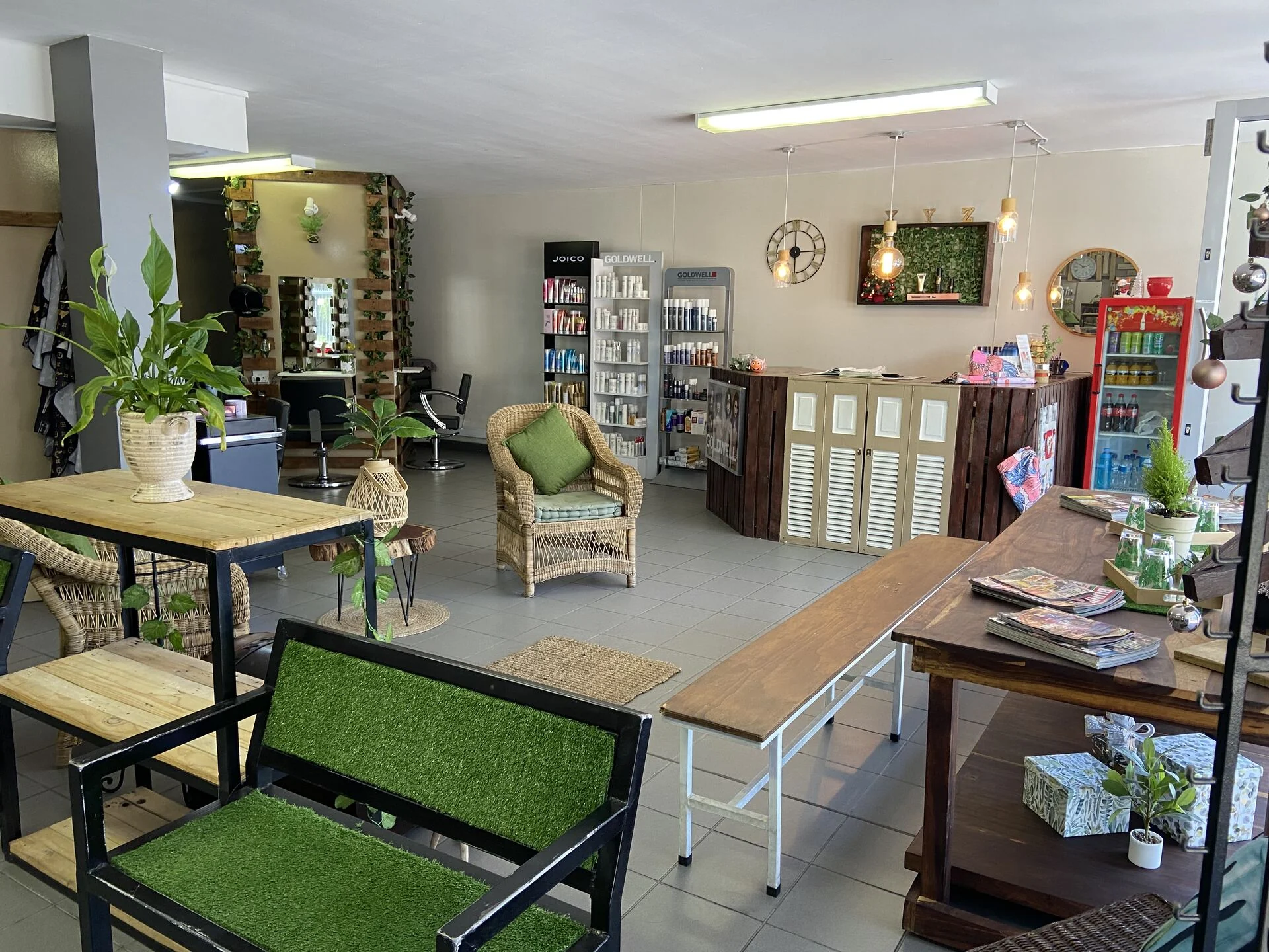 XYZ Beauty and Wellness Salon