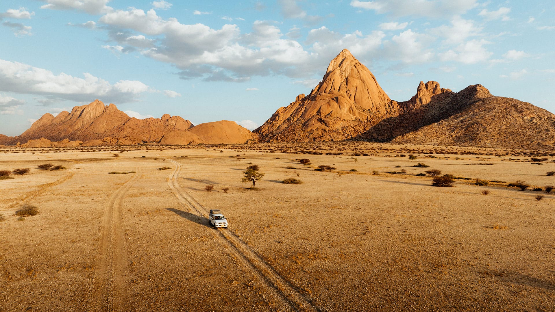Aloe 4x4 Car Hire — Start your road trip with an Aloe Car Hire 4×4