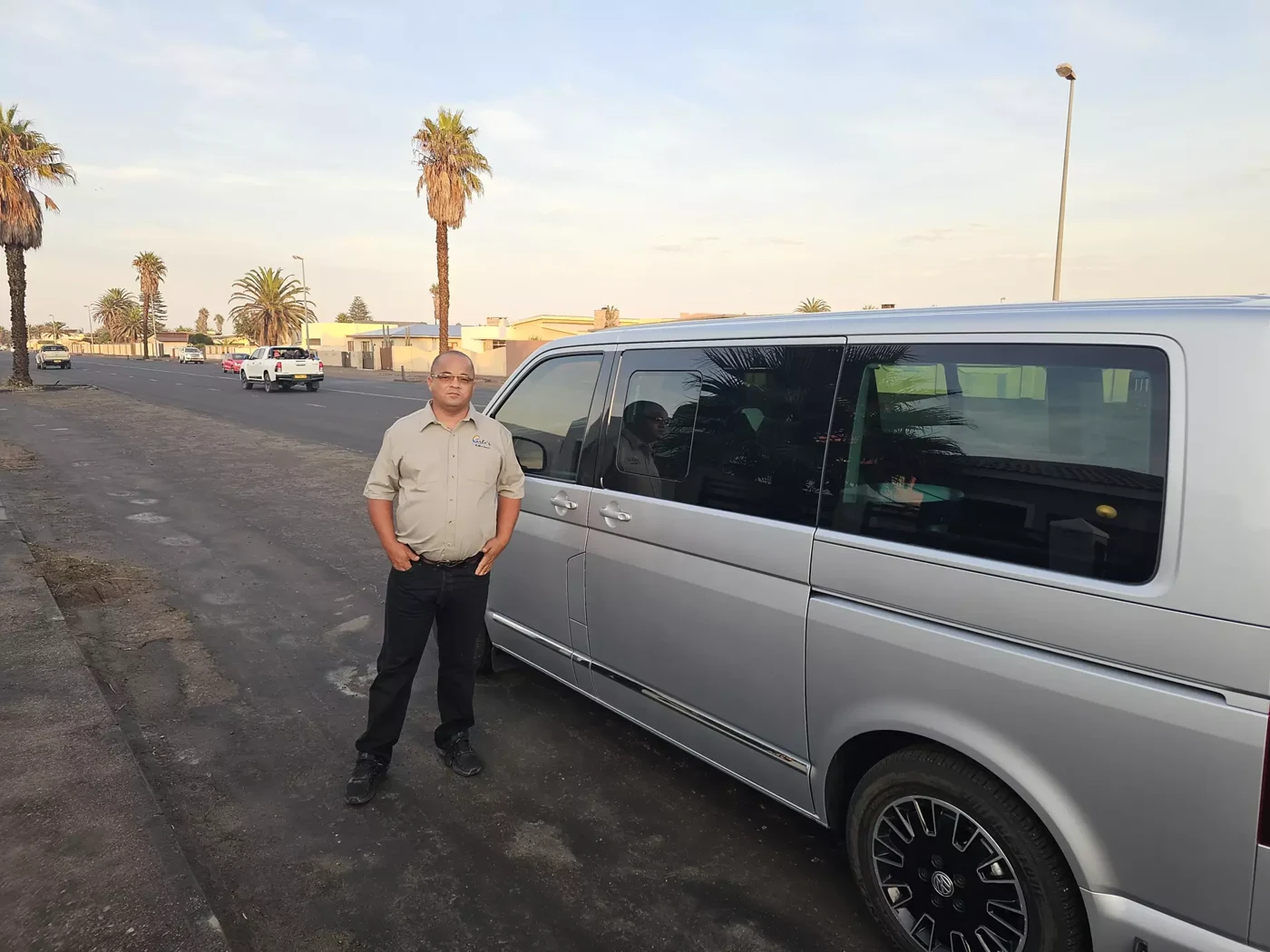Carlo's Shuttle & Tours